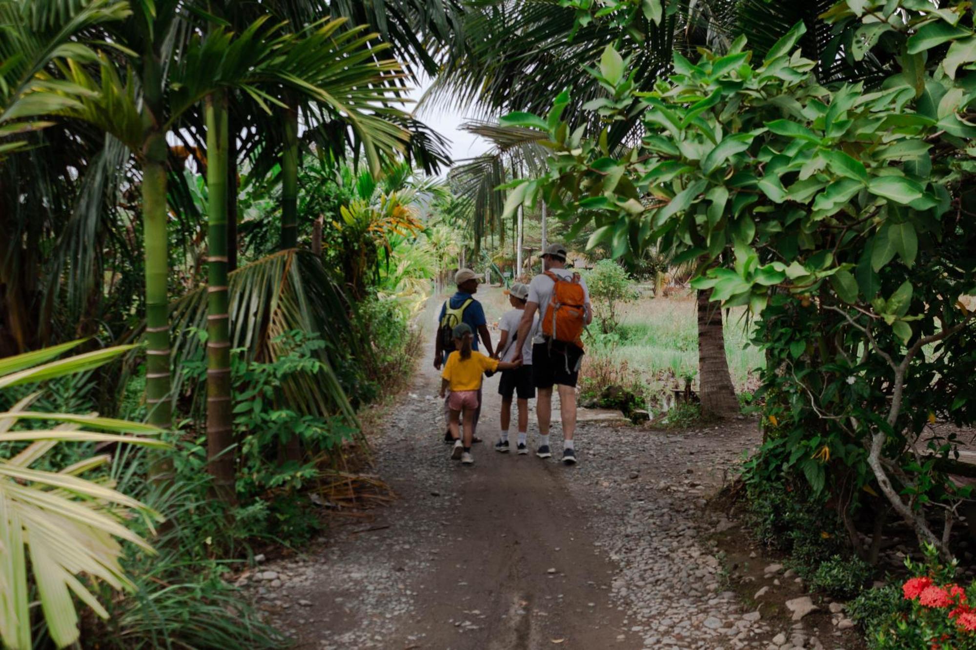 Landbow Green Villa Bukit Lawang Buitenkant foto